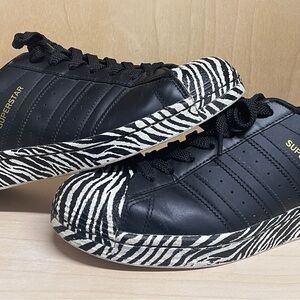 Adidas Superstar Black and White with Zebra Women’s Shoes 8.5